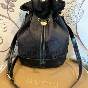 Gucci medium black leather tapestry bucket elegant shoulder bag/RARE